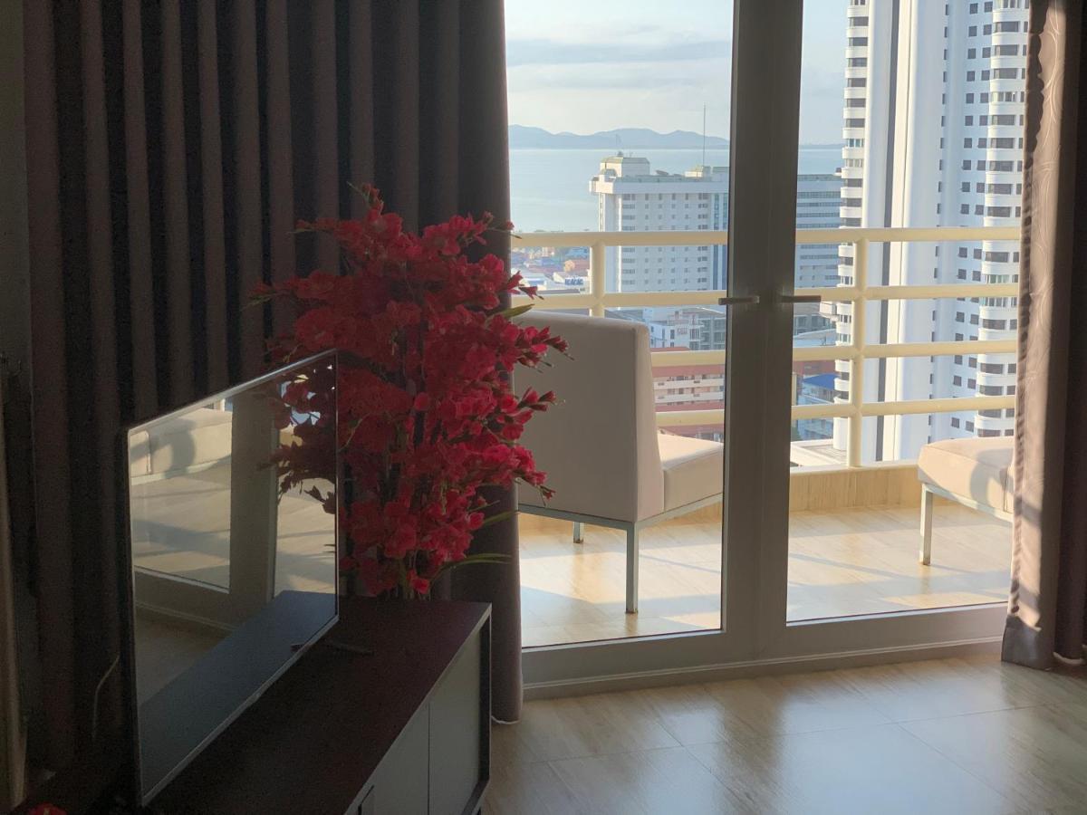 View Talay 5D Golf Apartamento Pattaya Exterior foto